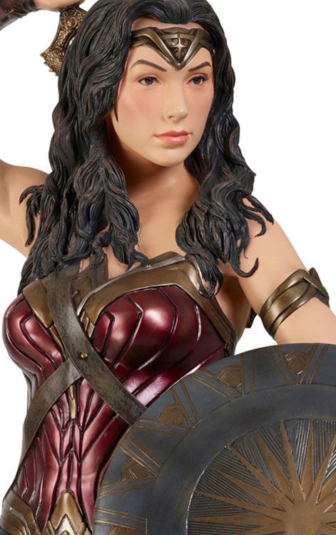 Statua 1:1 a grandezza naturale di Wonder Woman Wonder Woman 224 cm