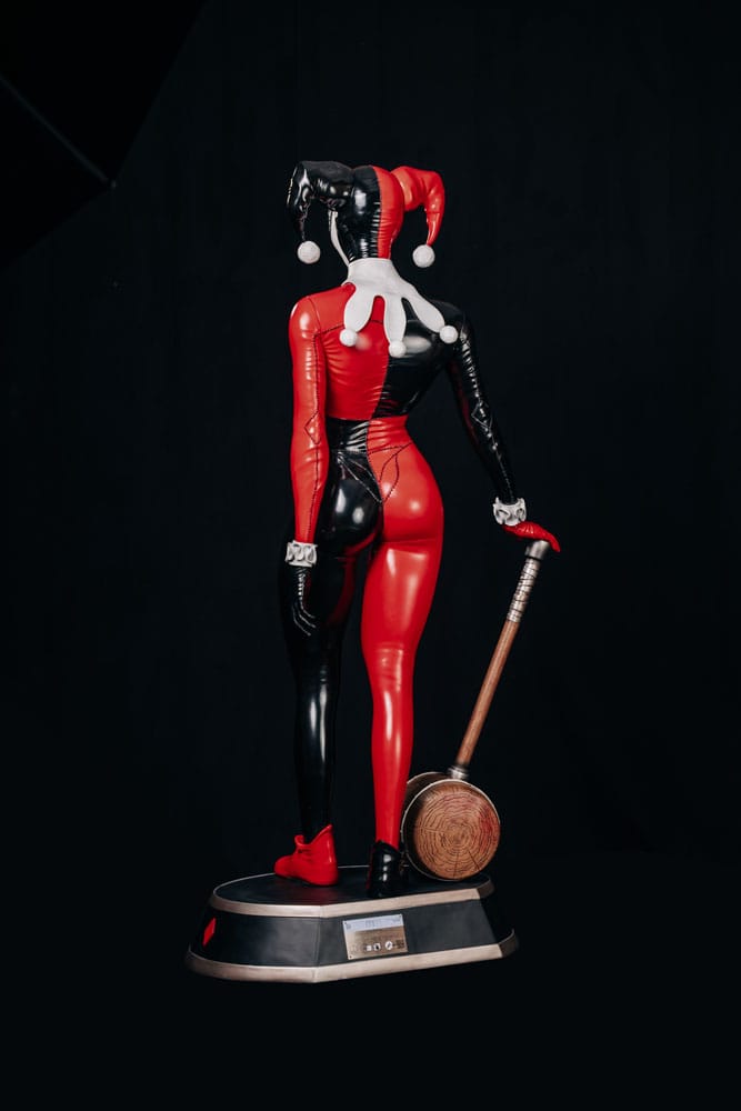 Statua 1:1 a grandezza naturale DC Comics Harley Quinn 196 cm