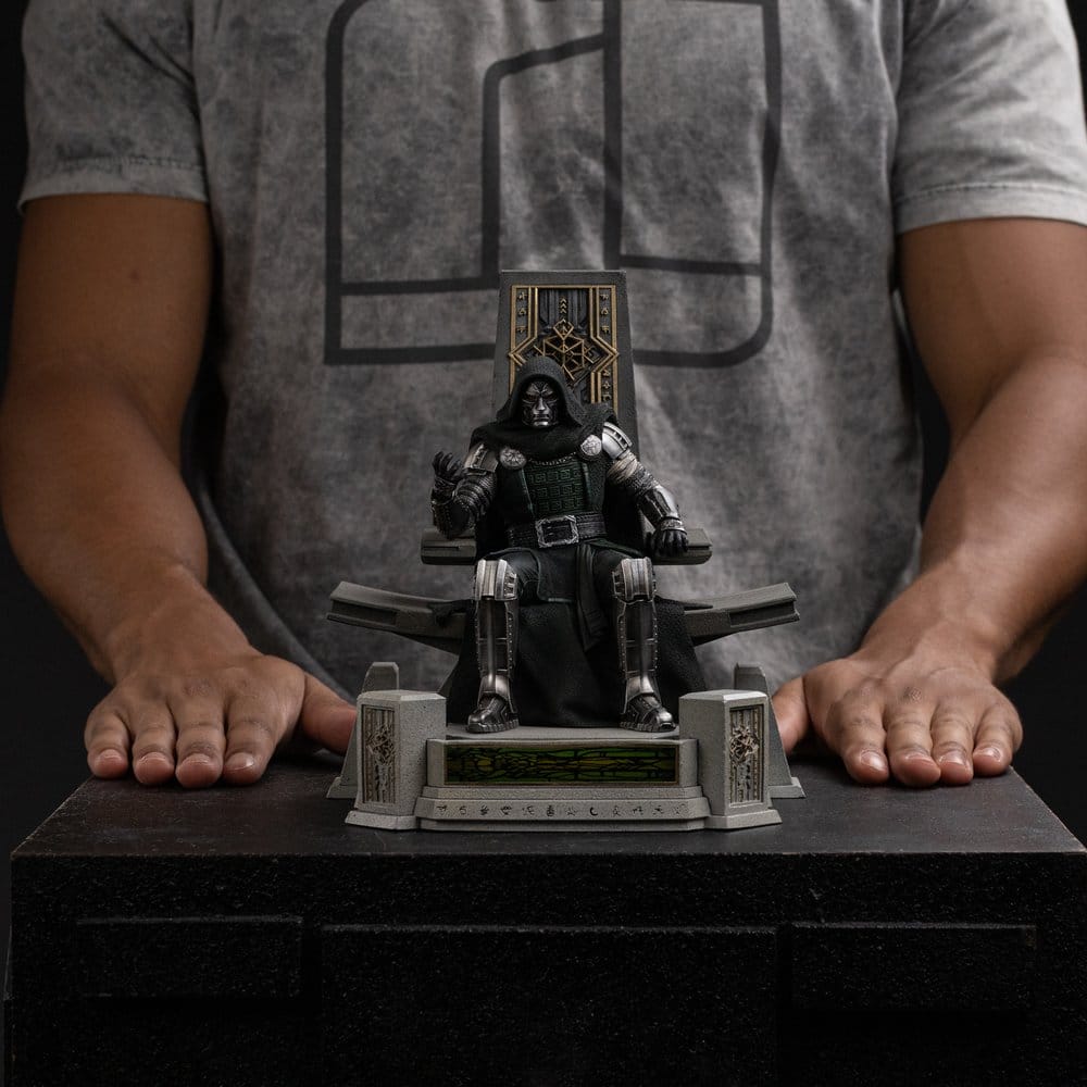Marvel Avengers DoomsdayStatua 1:10 Dottor Doom