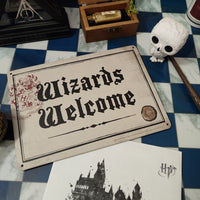 Placca in metallo Harry Potter Wizards Welcome