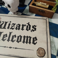 Placca in metallo Harry Potter Wizards Welcome